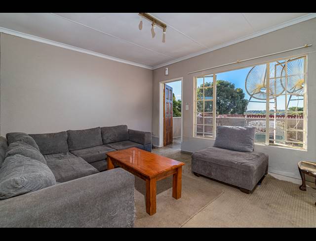 2 BEDROOM APARTMENT FOR SALE IN RADIOKOP